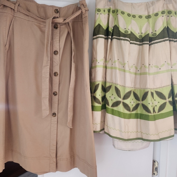 Lot of size 16 skirts - Picture 1 of 4